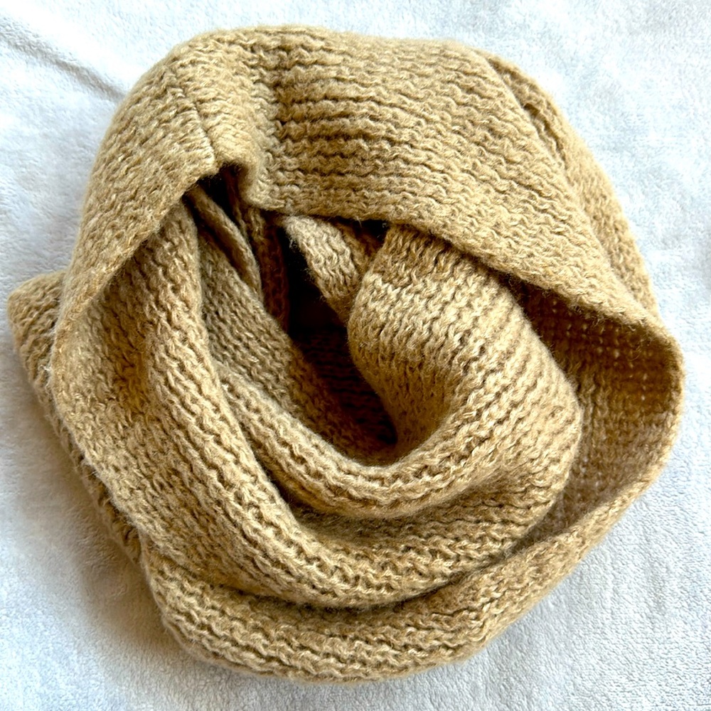 Circle scarf